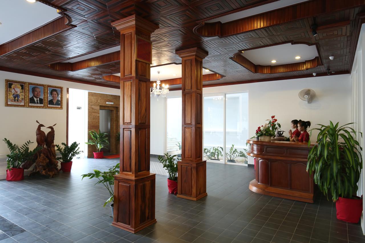 โฮลี อังกอร์ ดีลักซ์ โฮเต็ล Hotel เสียมราฐ ภายนอก รูปภาพ