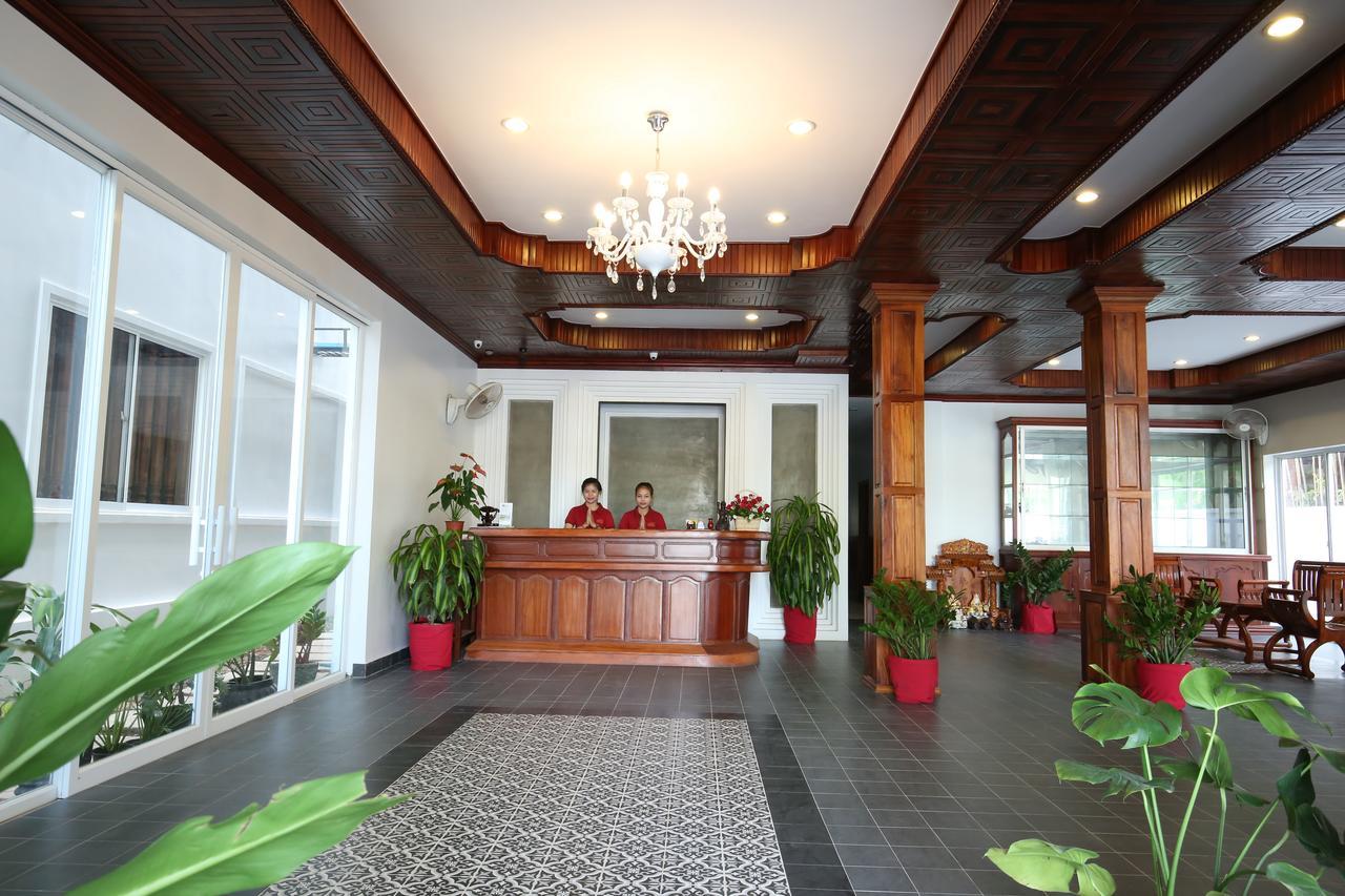 โฮลี อังกอร์ ดีลักซ์ โฮเต็ล Hotel เสียมราฐ ภายนอก รูปภาพ